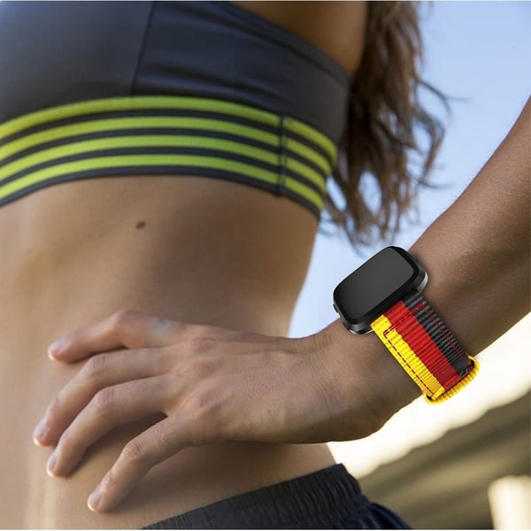 Vaihtoranneke Fitbit Versa-kellolle - Musta, punainen, keltainen