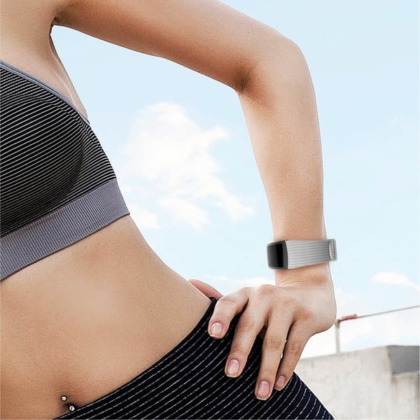 Samsung Gear Fit2 Pro vertikal gjenget silikonklokkearmbånd - Grå Størrelse: L