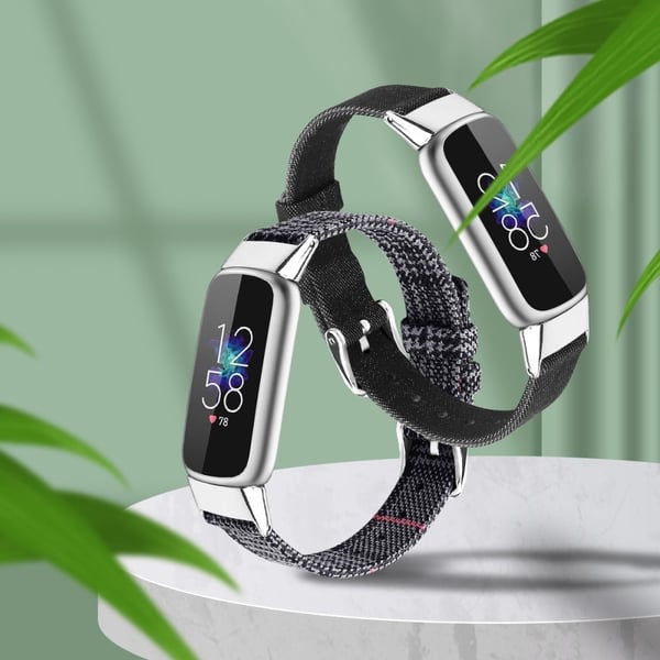 Fitbit Luxe urrem i lærredsstil - Sort / Sort / Størrelse: L