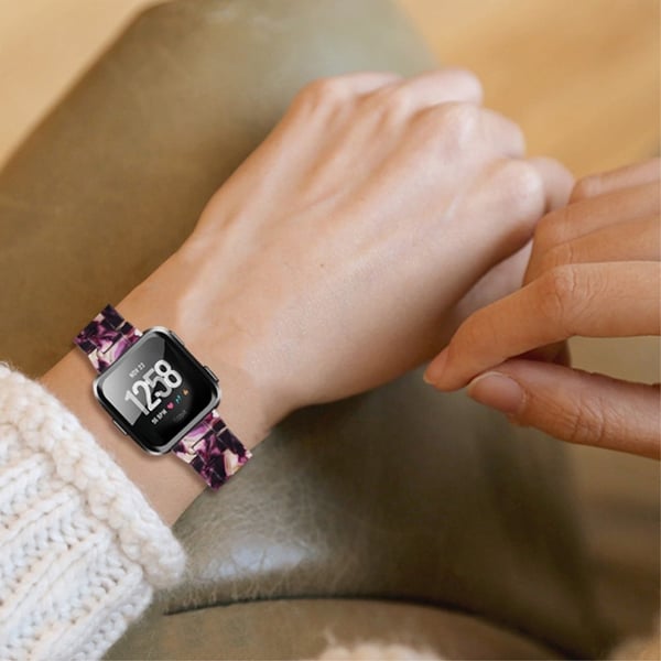 Fitbit Versa 2 / Versa Lite kellon hihna - Kiiltävä Violetti