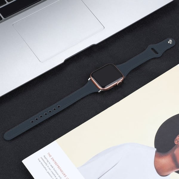 Apple Watch (45 mm) klokkerem i ekte skinn med sømlinje - Midnattsblå / Størrelse: L
