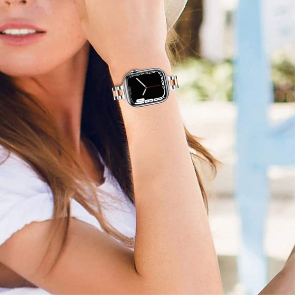Trippel perleklokkerem i rustfritt stål til Apple Watch (45 mm) - Spleising I Roségull