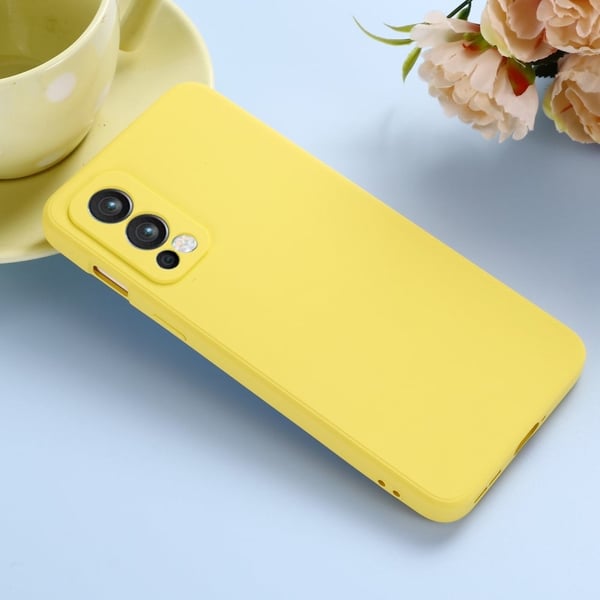 Matt flytende silikondeksel for OnePlus Nord 2 5G - Gul