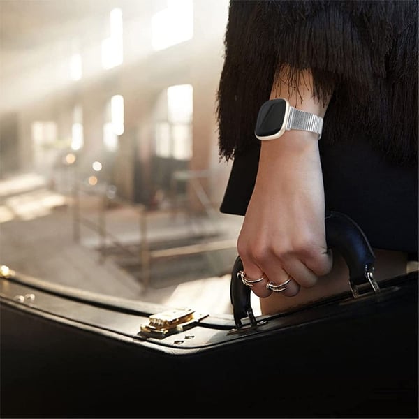 Fitbit Sense / Versa 3 enkel klokkerem i rustfritt stål med dobbel spenne - Sølv