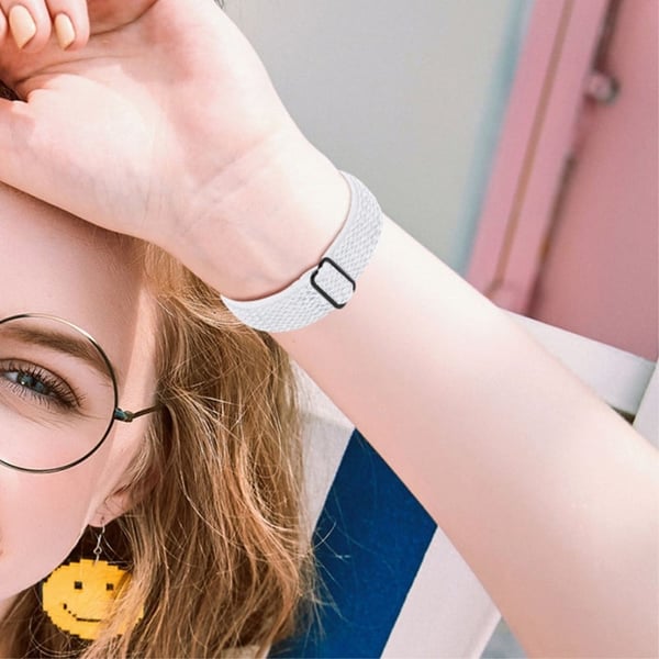 Fitbit Versa 2 / Versa Lite elastiskt klockarmband med justerbart spänne - Vit
