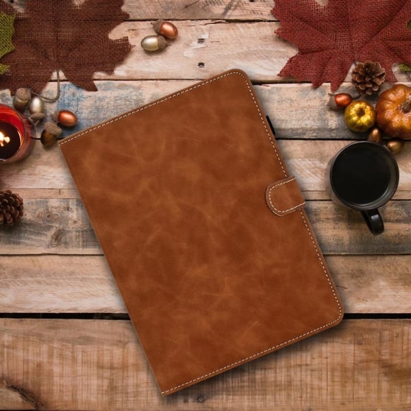 iPad 10.2 (2019) / Air (2019) flip-etui i skinn med solid tema - Brun