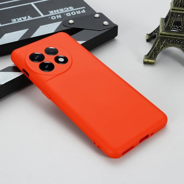 Matta nestesilikoninen kuori OnePlus 11 - Punainen