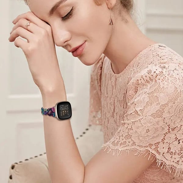 Fitbit Sense 2 / Versa 4 harpiksrem - Lilla Grøn Blomst