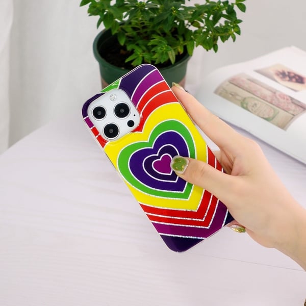 Marble iPhone 15 Pro Max Etui - Electroplated Hjerte