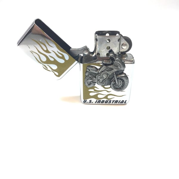 Benzinlighter / Lighter - Benzin - Gentelo - vehicle