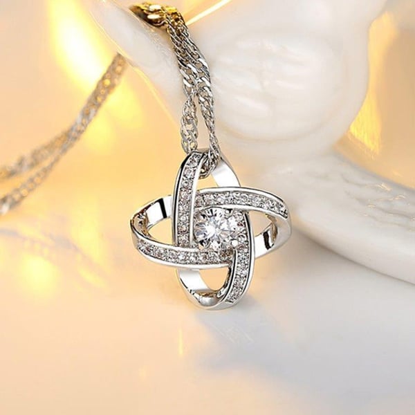 Halsband med strass och kedja
