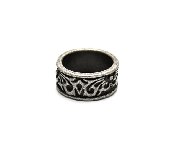 Ring med mönster