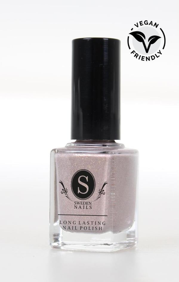 Sweden Nails Honey
