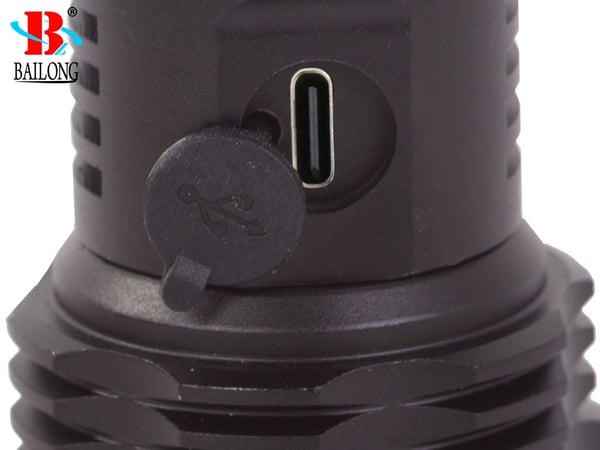 Lommelykt / Taktisk LED-lampe - XHP50