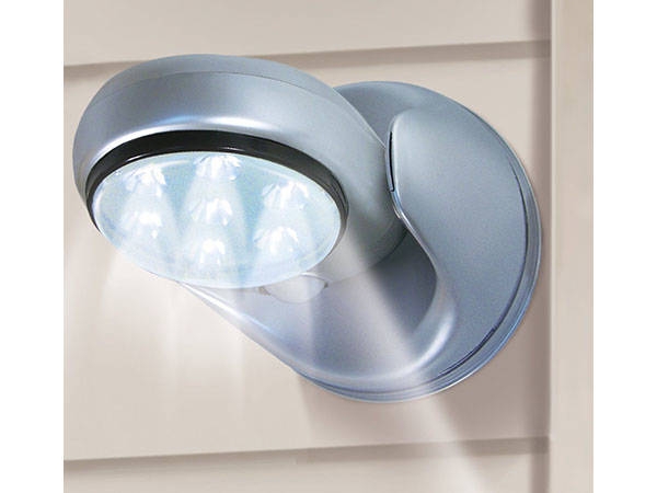 Trådløs LED-lampe med bevegelsessensor - 360° rotasjon