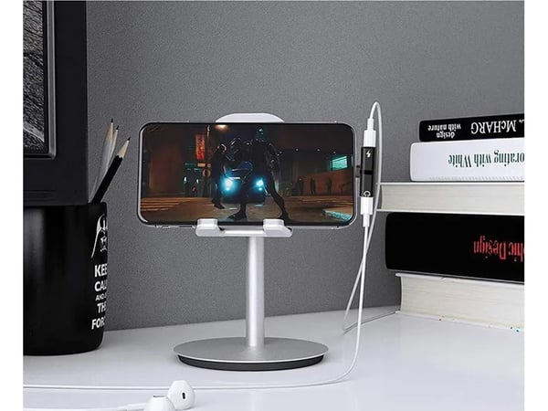 Lightning / Apple Adapter - iPhone & iPad