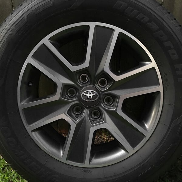 Toyota Keskimerkki Auto - 4-Kpl - 62mm - Svart