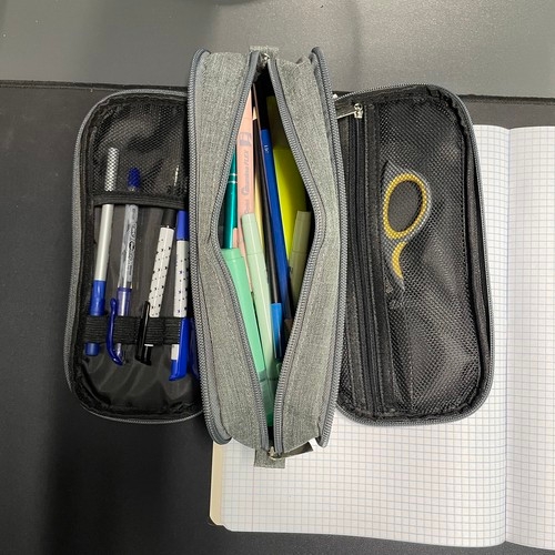 Penalhus / Pennal - Etui til penne - Grey