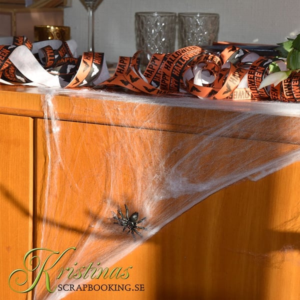 Spindlar i plast 60 st - Halloween Dekoration - 4-5 cm