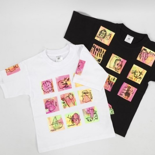 T-shirt - stl. medium - Svart - Rund hals