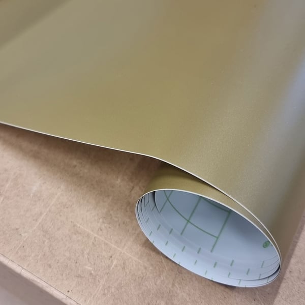 Cricut Premium Vinyl - Gold - 30,5 x 122 cm