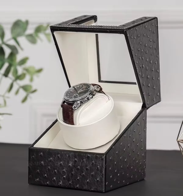 Singel Watch Winder - Svart med nitmönster och vit söm Singel Watch Winder - Svart med nitmönster och vit söm