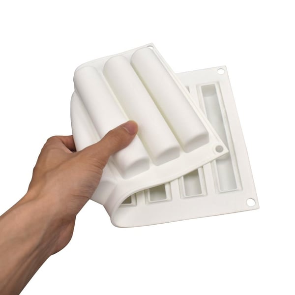 Avlånga Eclair Cylinder 8st Silikonform Mousseform Pralinform