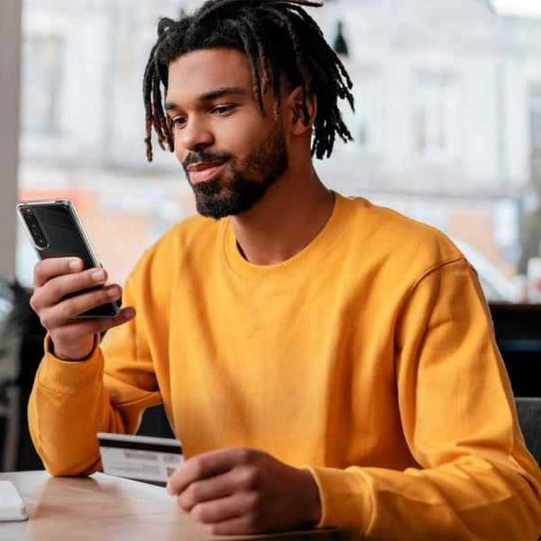 Xperia 5 IV iskuja vaimentava silikonikotelo Simple