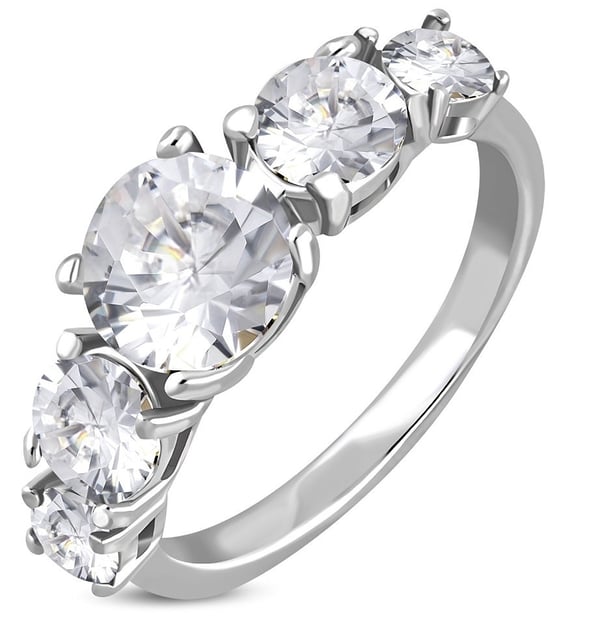 Glittrande Ring i Kirurgiskt Stål 316L i Silver Färg med 5 st Klara Cubic Zircon Kristaller - Stl 16,51