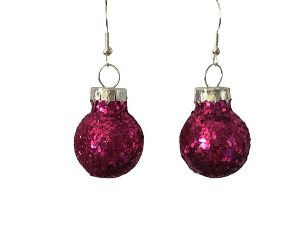 Silver Örhängen till Jul / Christmas - Cerise Glittriga Julkulor