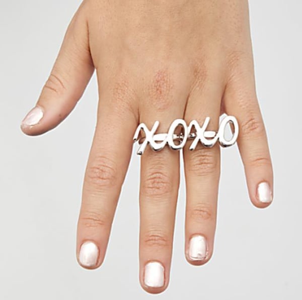 Silver Ring Dubbelring 2-Fingerring med Text  - XOXO - Stl 18/19