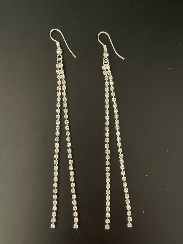 Glittrande Långa Silver Örhängen - Kedjor med Strass/Rhinestones