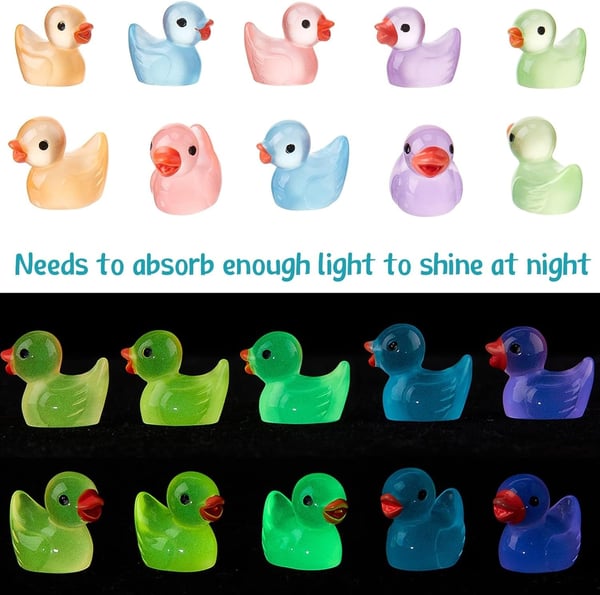 100 st Självlysande Luminous Tiny Ducks Set Dekoration Realistisk Form Hållbar Harts Förtjusande ankor för jul födelsedagsfest Barnens dag