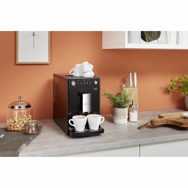 Automatisk kaffemaskin, slank design, stillekvern
