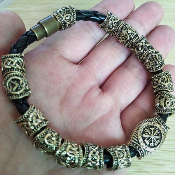 Runic Runes charm pärlor viking armband