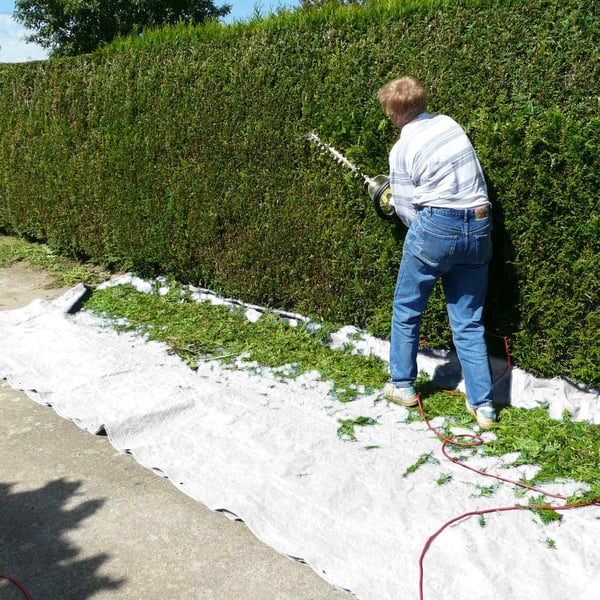 ECD Germany dækker flyvevævsplan med eyelets 2x3 m 6m² 180g / m² hvid lavet af polyethylen skimmelsbestandig vandtæt tearfast beskyttelsesplan
