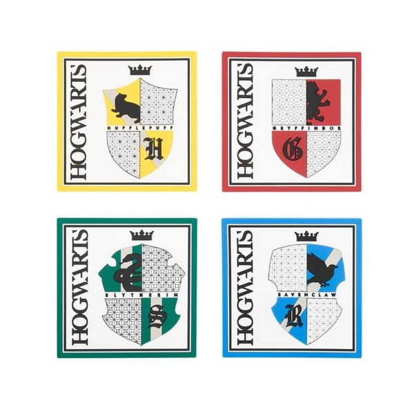 Gavesæt (strømper, blok, 4 stk. coasters, nøglering, pen)