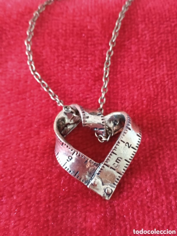 Hjärtformad meter Halsband