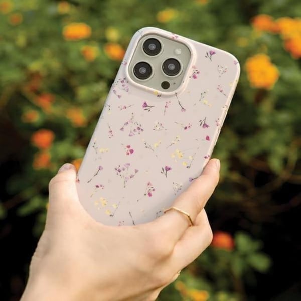UNIQ Mobilskal till iPhone 15 Pro Coehl Prairie - Beige