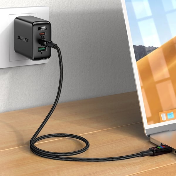 Acefast USB-C–USB-C-kaapeli 1,2 m 100 W – musta