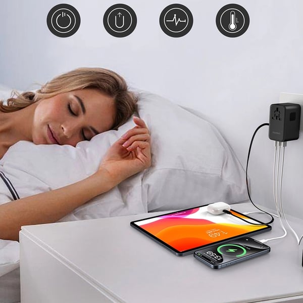 Chotech Väggladdare Reseadapter 70W Med Built-In USB-C Kabel