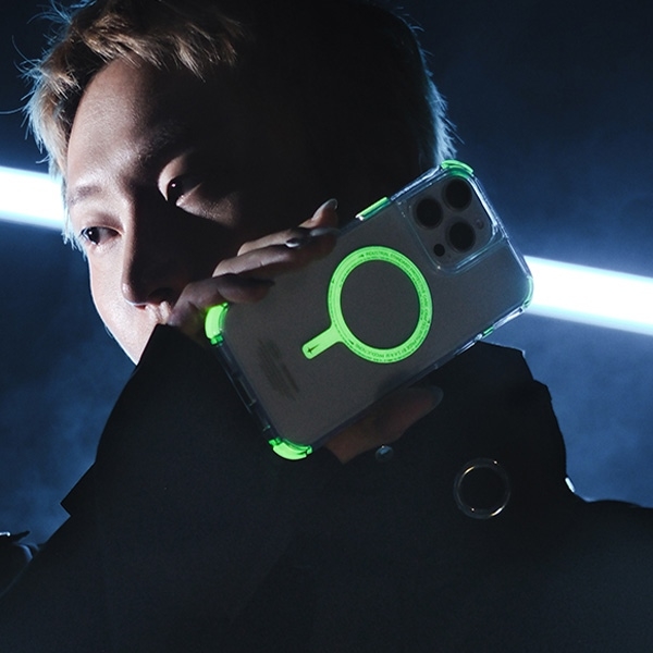 Skinarma Telefontaske til iPhone 16 MagSafe Saido - Grøn