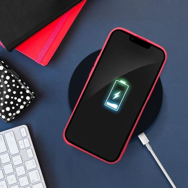 Mobilskal till iPhone 16e Silikon - Peach