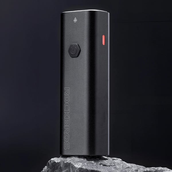 Rockbros Framcykellampa 600 lm 2600 mAh IPX6 RHL600 - Svart