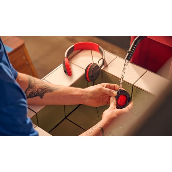 PHILIPS Over-Ear Hörlurar Sport Solcell IP55 - Svart/Röd