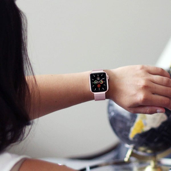 Tech-Protect Milaneseband Apple Watch (44/45/46/49mm) - Svart