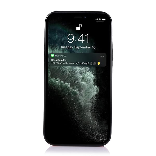 Genomtänkt Skal med Kortfack - iPhone 13 Mini
