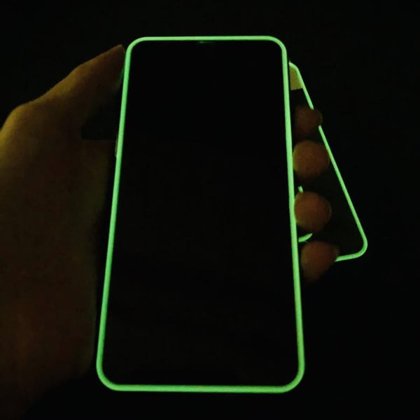 iPhone 11 Pro Max Skärmskydd Självlysande Ram 9H 0,3mm