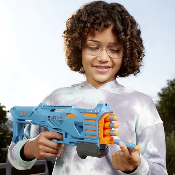 Nerf Elite 2.0 Tetrad Blaster + 4 tikkaa