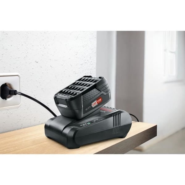 BOSCH Ultra Fast Charger - AL1880CV - Tilbehør til 18V akku-værktøj